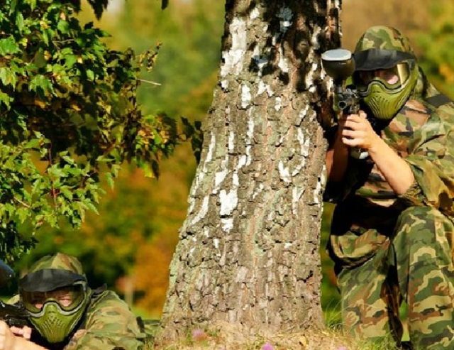 Praticar paintball em Dordogne 